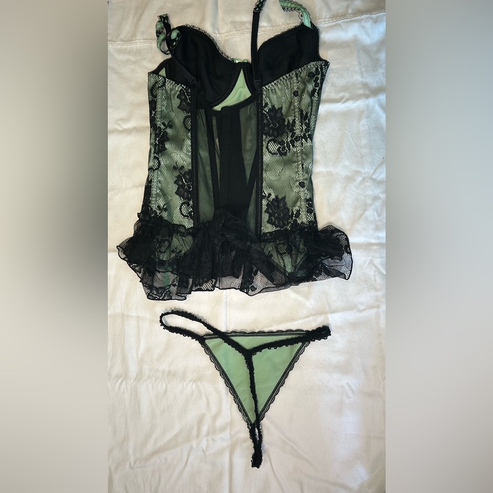 Green Lace Corset Top And Matching G-String Size … - image 2